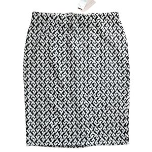 Philosophy NWT‎ Women's Size 12 Black and White Pencil Midi Knit Skirt